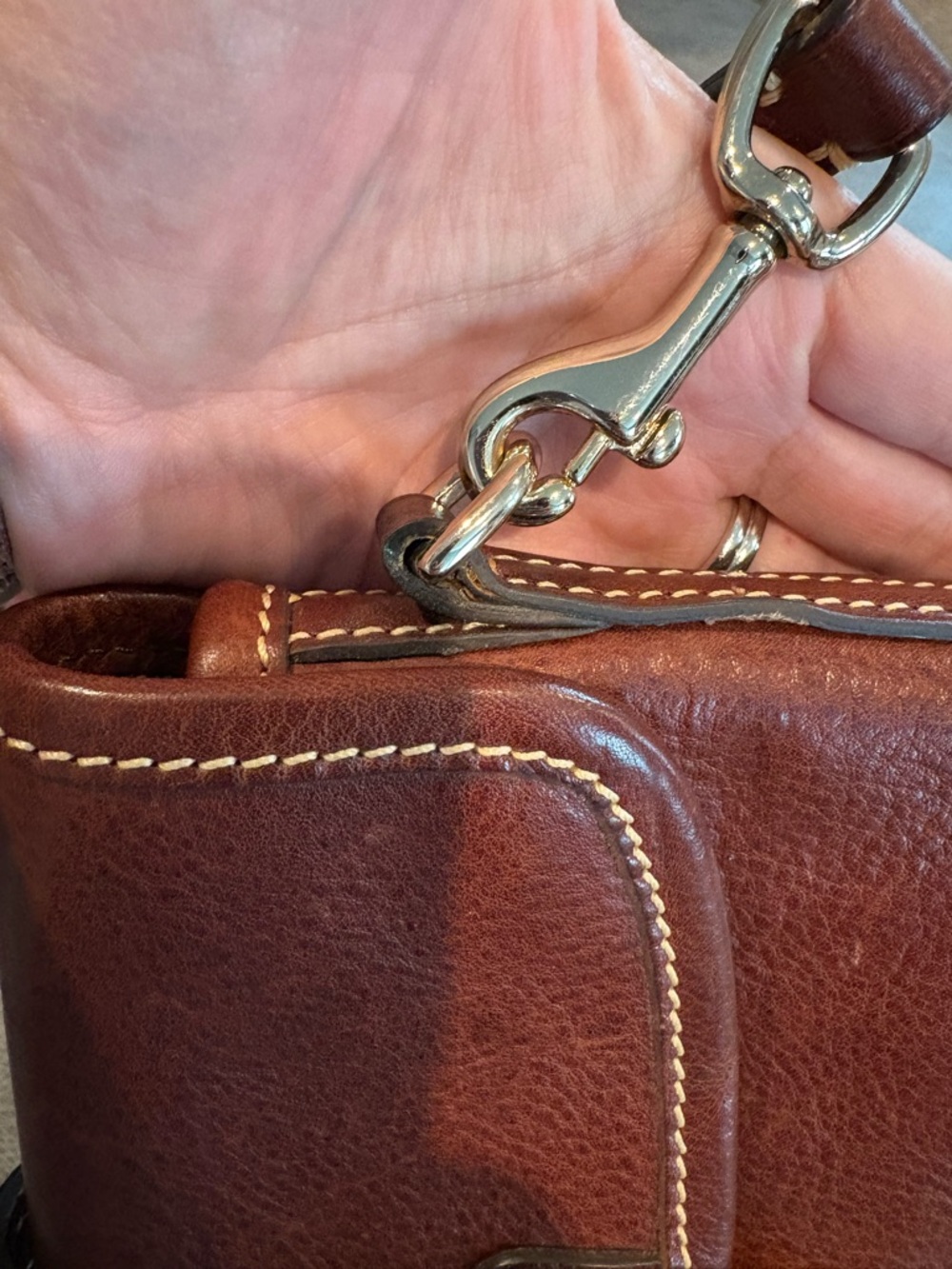 Dooney & Bourke Florentine Vacchetta Small Flap Crossbody Chestnut Brown - Picture 4 of 7